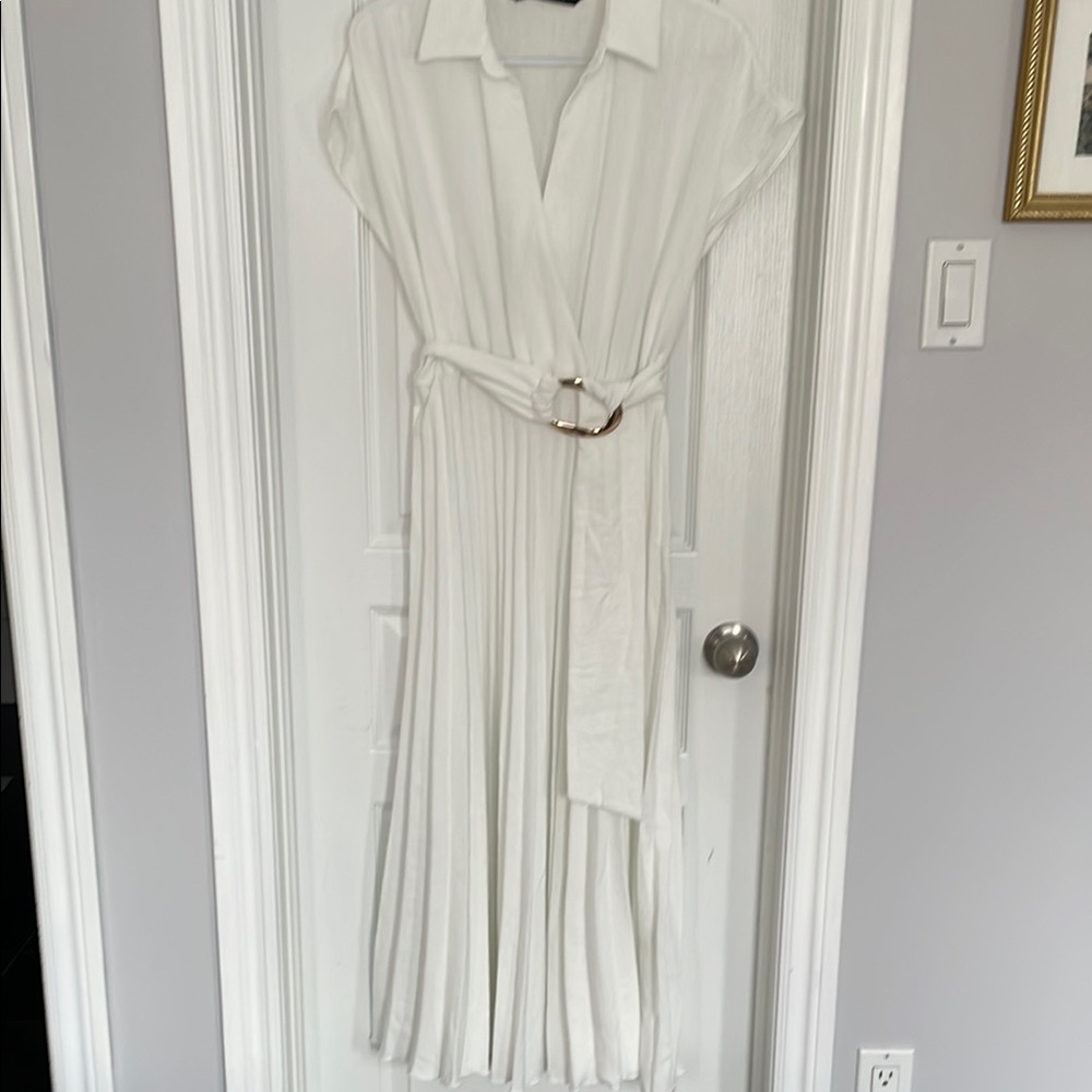 Zara Crossover Pleated Linen Dress with Gold Belt, Sz Small